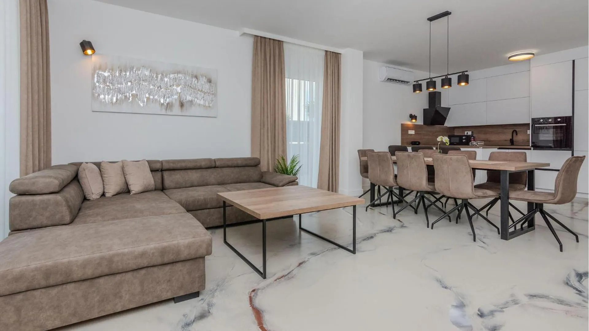 Gorgeous Home In Vrsi With Outdoor Swimming Pool クロアチア